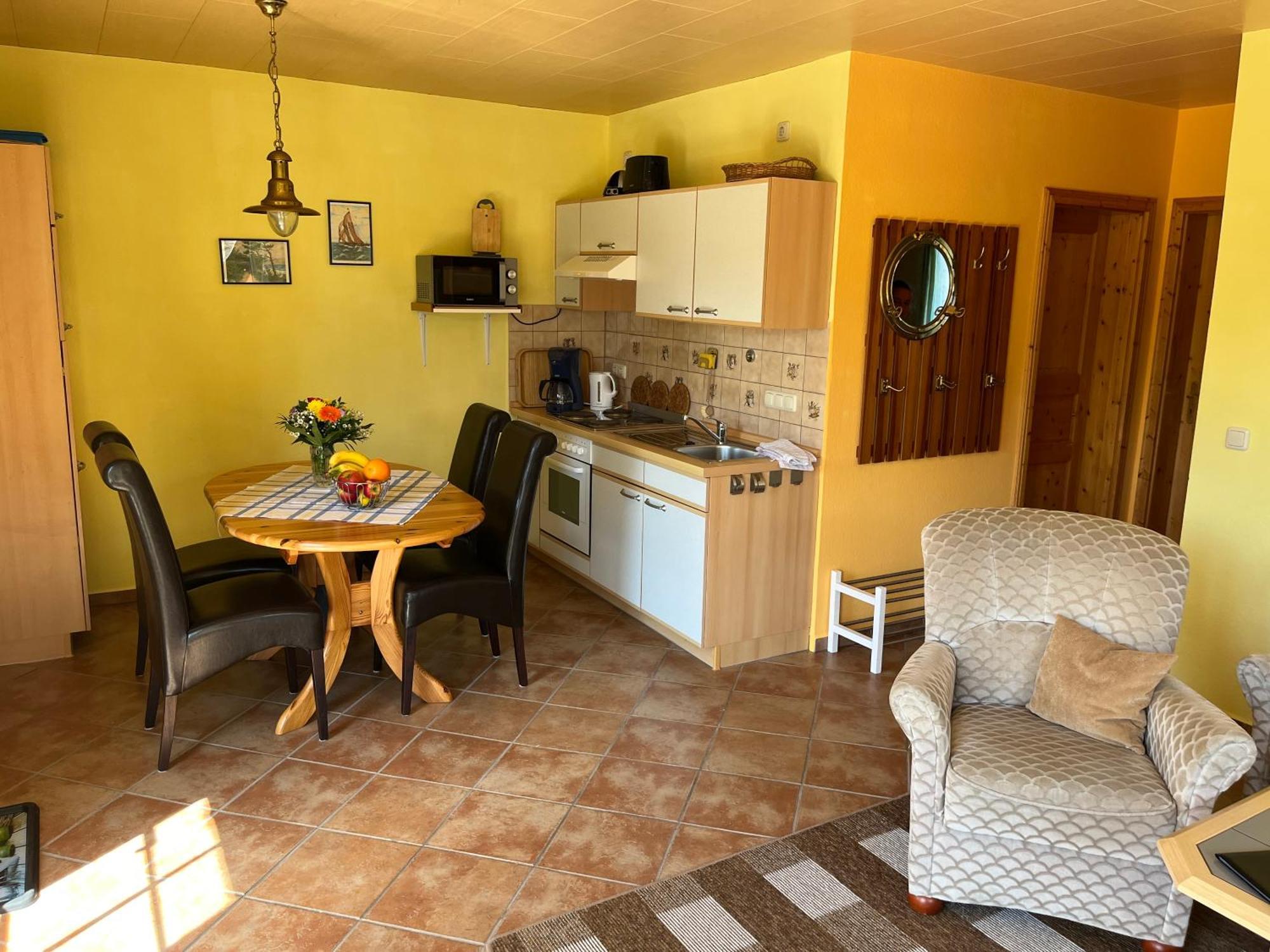 Ferienwohnung "Seemoewe" Born Esterno foto